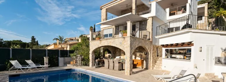 Hinz Real Estate Anlageimmobilien und Pflegeimmobilien - Wunderschöne Villa