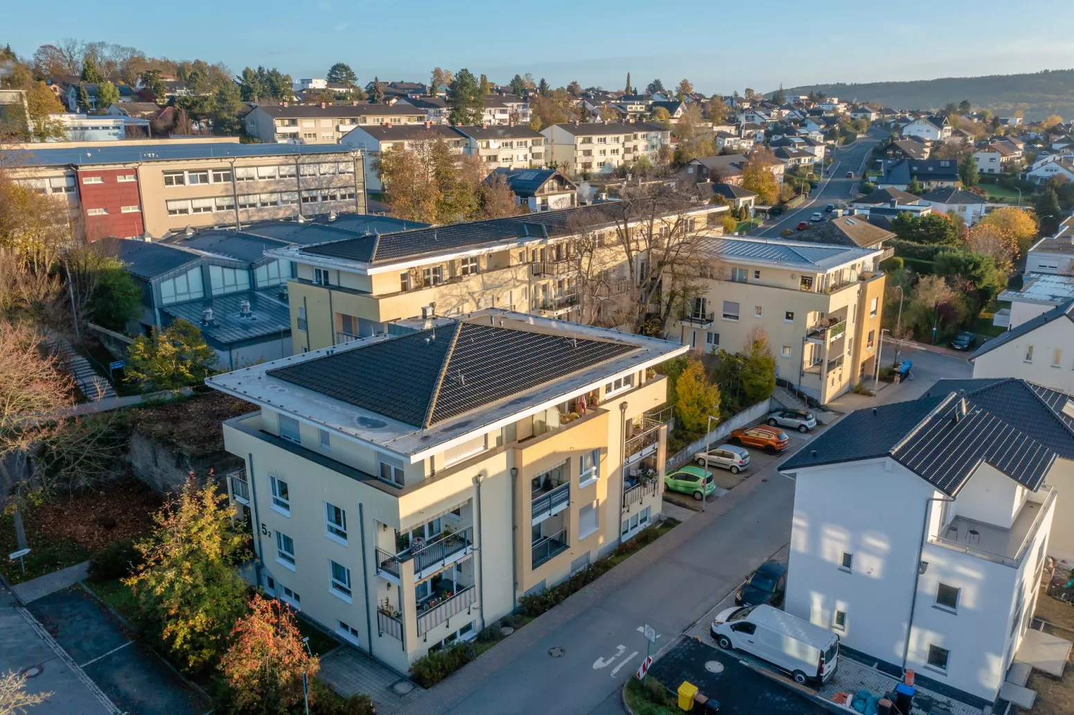 Hinz Real Estate Anlageimmobilien und Pflegeimmobilien - Immobilienpaket Usingen